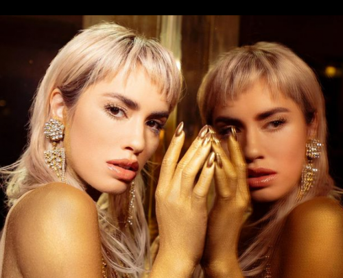 Lali Esposito gave a different take to “How Much Before”, theme by Alex Ubago