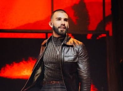 Manuel Turizo started with all his “world tour 201”
