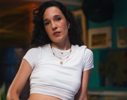 Ile makes her new album progress with the Bolero “If you Tell You”