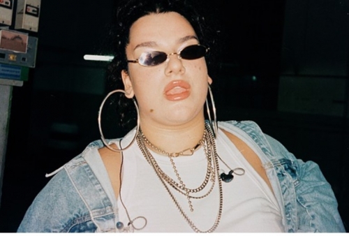 Luz Gaggi lights up everything with “Pierdo el Amor (Live Session)”