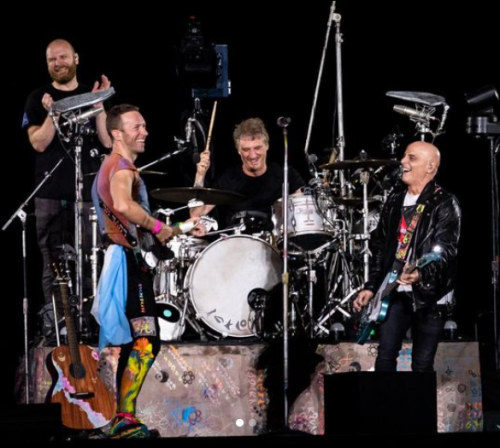 Soda Stereo performed with Coldplay at the Monumental