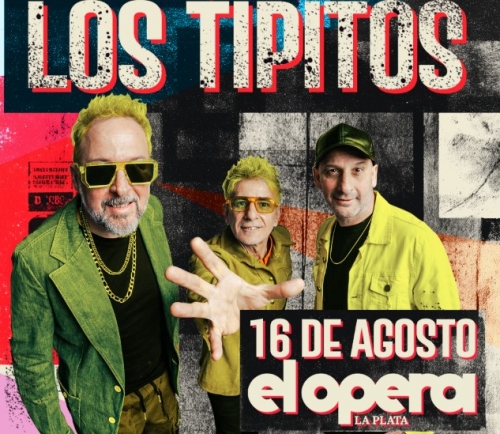 Typitos land at the Opera theater of La Plata
