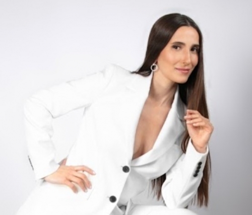 Vanesa Mardsena is heard with “this bandoneon”