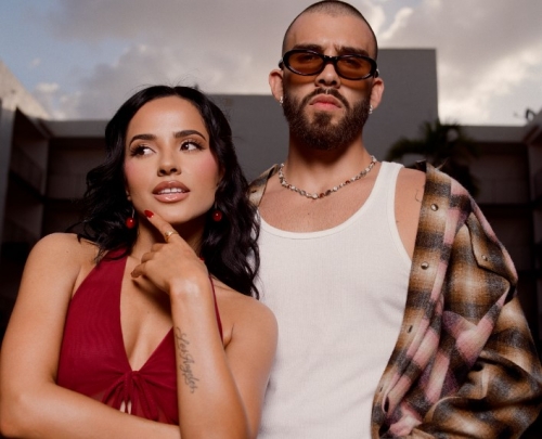 Becky G and Manuel Turizo come together to celebrate love with “what you do”