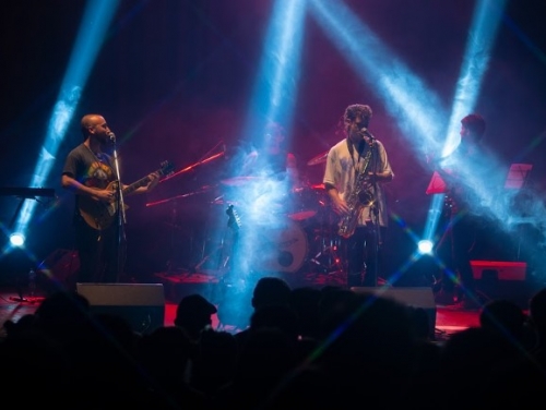 The candidates present “Hilacha”, their second studio album