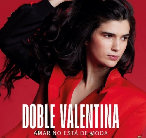 Double Valentina warns: “Amar is not in fashion” …