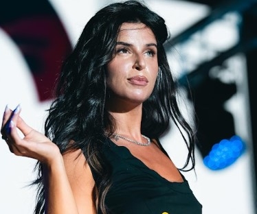 Nathy Peluso vibrated more than 40,000 people at the campsite festival