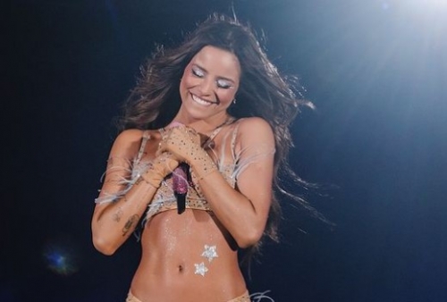 Emilia celebrates her birthday with a lot of sweetness and an announcement that makes her happy…