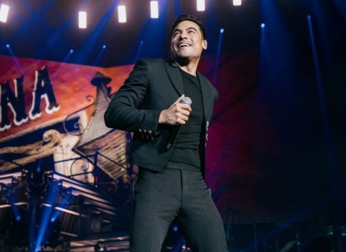 Carlos Rivera breaks records and celebrates 20 years of career