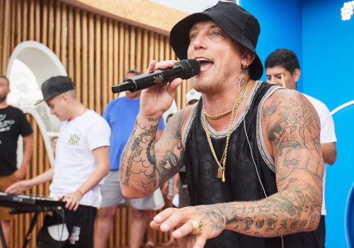 El Polaco gave his first show of the year in Mar del Plata