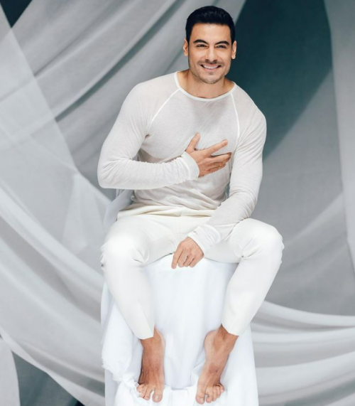 Carlos Rivera and a very special gift for his mom