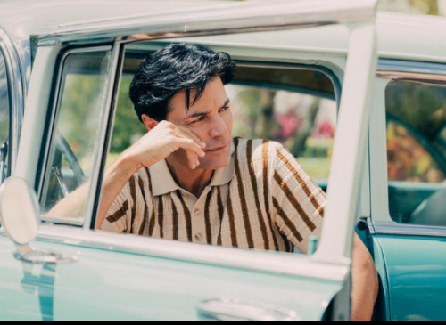 Chayanne breaks it now “Dancing Bachata”…
