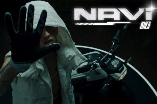 Khea puts the pedal to the metal and presents “Navi”