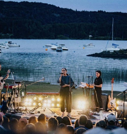 Julieta Venegas started the third edition of Camping Bariloche