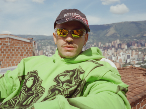 Feid surprises with the release of “Ferxxocalipsis”