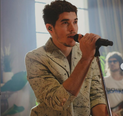 El Purre presents the “Live Session” version of his brand new EP