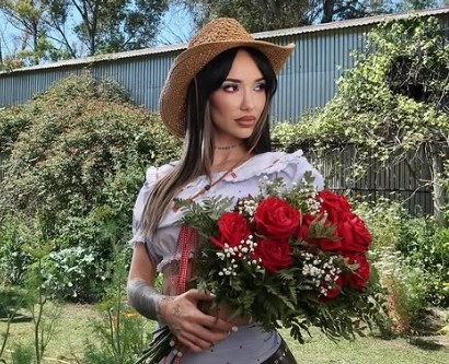 La Joaqui returns to her roots with “Todo Volver”, her new Argentinian cumbia