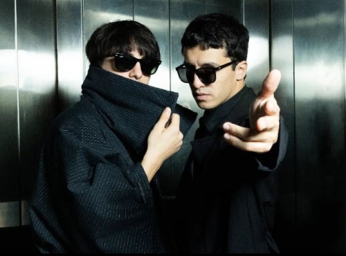 Peces Raros presents “Artificial”, their fifth studio album