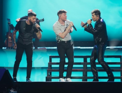 La K’onga had immense pleasure in Spain singing with David Bisbal