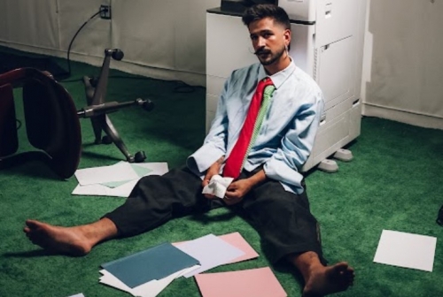 Camilo surprises with “Damn Chatgpt”, his new single