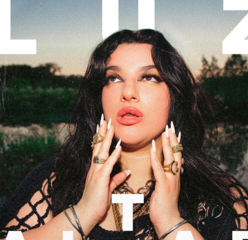 Luz Gaggi is encouraged by everything and releases “Altar”, her first album