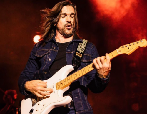 Juanes arrives in Argentina to present “Everyday Life”