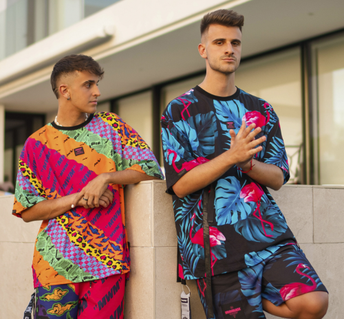 Adexe & Nau are already thinking about summer with “Pal Agua!”