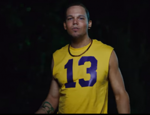 Residente travels to the past and returns to the present with “Ron en el Piso”