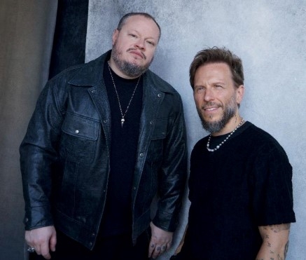 No flag announces a big show in the sand to celebrate its 25th anniversary